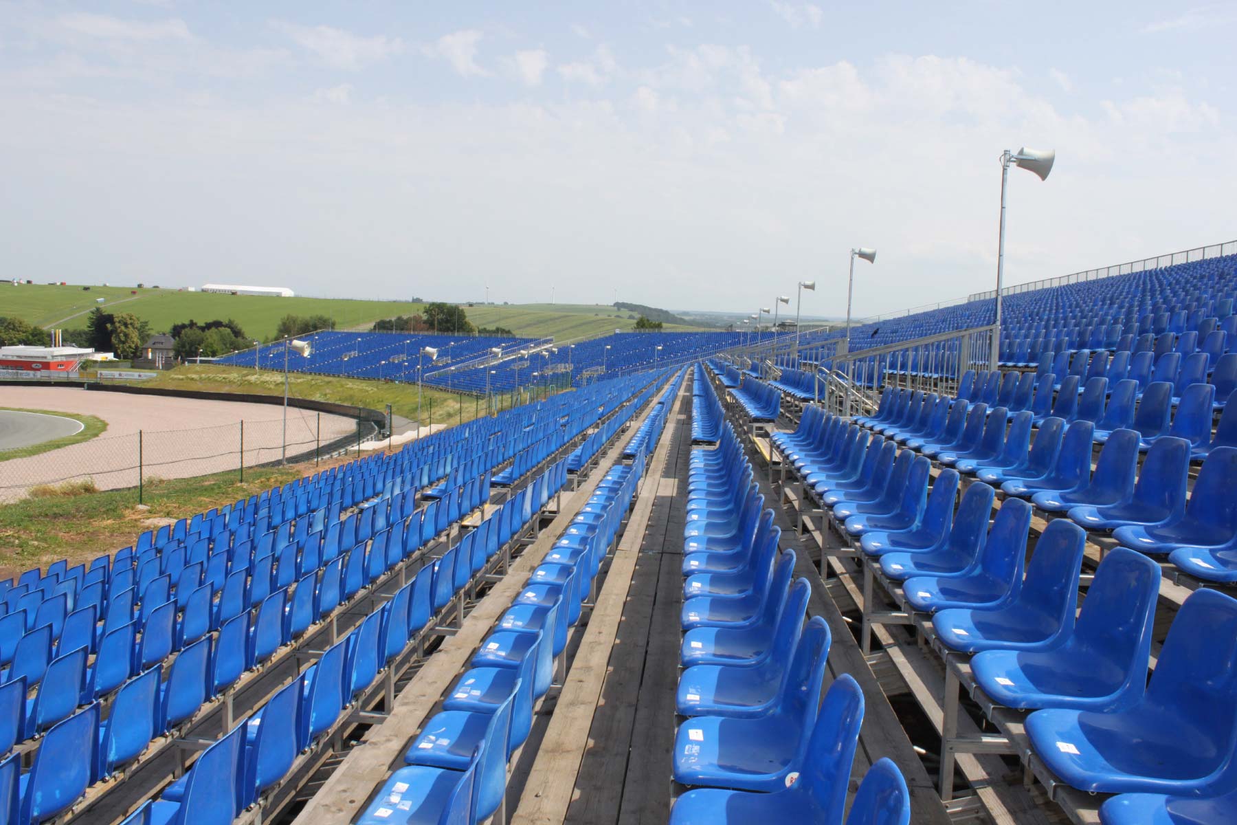 Bender Tribünen, Bühnen und Stadien für Sport Veranstaltungen Events498